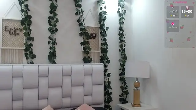 Snapshot of Miaa_gh1 chatting on 15, 5, 2026 Miaa gh1 online show from 15, 5, 2026