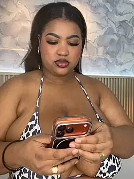 Snapshot of AinaraJimenez chatting on 29, 6, 2026 AinaraJimenez online show from 29, 6, 2026