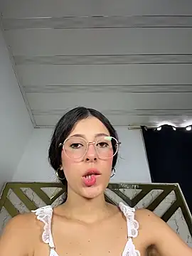 Snapshot of evaFiore chatting on 10, 6, 2026 evaFiore online show from 10, 6, 2026