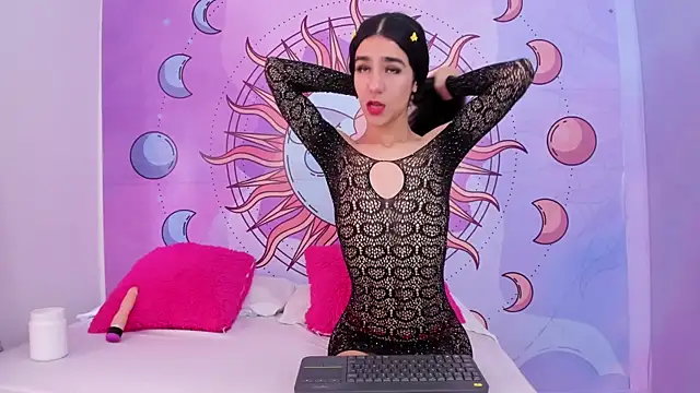 Mariana 16  online show from 22, 10, 2025