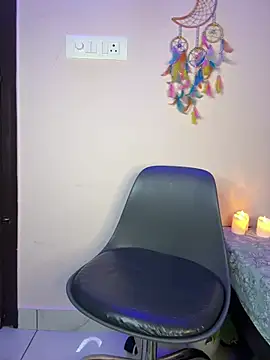 honeyboobies7249 online show from 23, 2, 2026