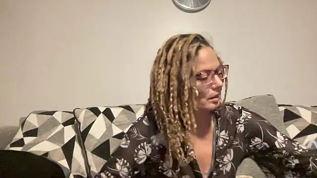 Snapshot of skarfos1babe69 chatting on 30, 12, 2024 skarfos1babe69 online show from 30, 12, 2024