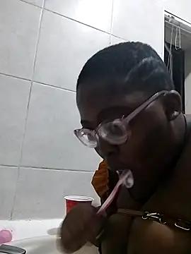 Snapshot of Damm_Bobbies chatting on 26, 2, 2026 Damm Bobbies online show from 26, 2, 2026