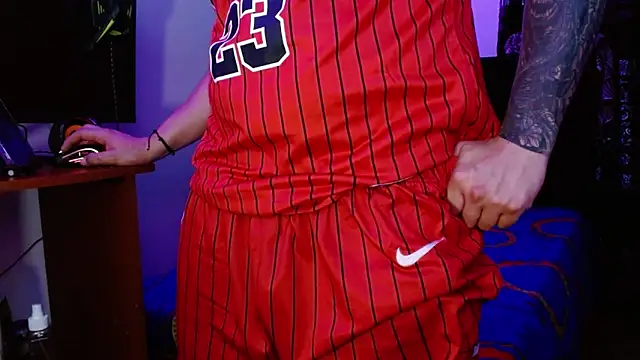 Snapshot of miia-liiam chatting on 6, 2, 2026 miia-liiam online show from 6, 2, 2026