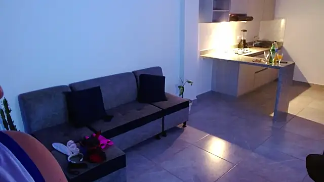 miia-liiam online show from 8, 3, 2026