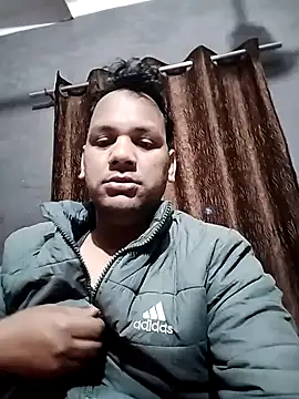 Snapshot of deshi_banarasi65 chatting on 19, 12, 2024 deshi banarasi65 online show from 19, 12, 2024