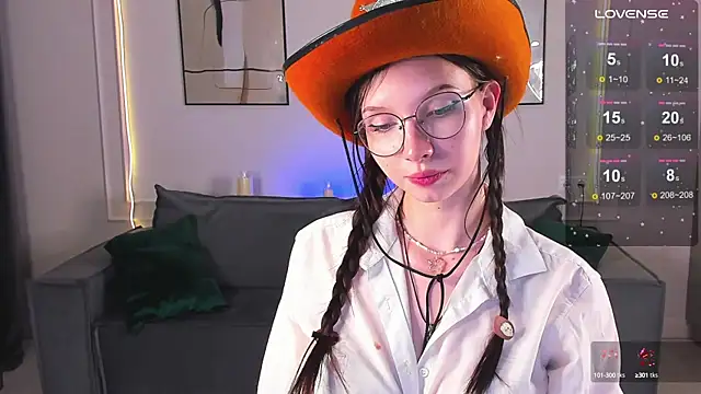 Snapshot of mari_nettt chatting on 18, 1, 2025 mari nettt online show from 18, 1, 2025