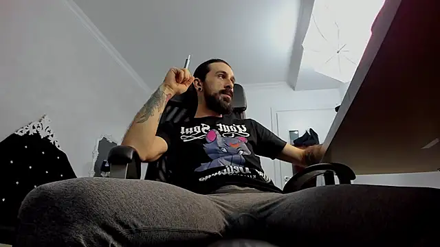 AxelColton online show from 28, 12, 2024