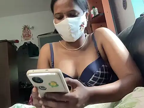 Snapshot of Tamil_Sanjana_ chatting on 19, 5, 2026 Tamil Sanjana online show from 19, 5, 2026
