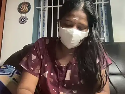 Snapshot of Tamil_Sanjana_ chatting on 23, 5, 2026 Tamil Sanjana online show from 23, 5, 2026