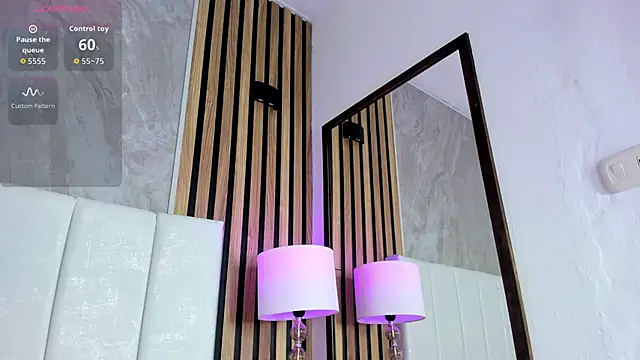 Snapshot of Samantha_Good chatting on 23, 11, 2025 Samantha Good online show from 23, 11, 2025