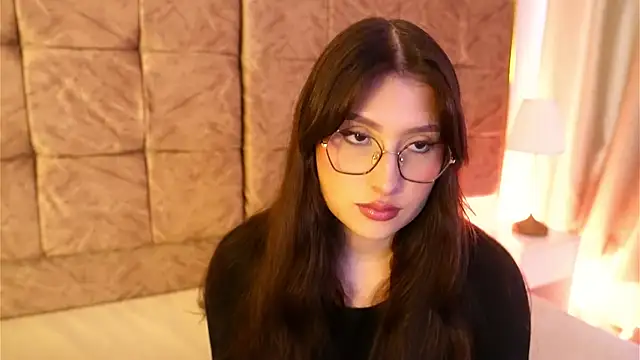 Snapshot of Daisha_Riley chatting on 8, 4, 2026 Daisha Riley online show from 8, 4, 2026