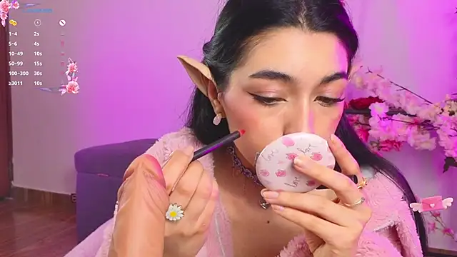 Snapshot of Sweet_Nyx chatting on 11, 10, 2025 Sweet Nyx online show from 11, 10, 2025