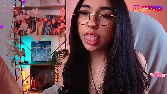 Snapshot of Sweet_Nyx chatting on 16, 5, 2026 Sweet Nyx online show from 16, 5, 2026