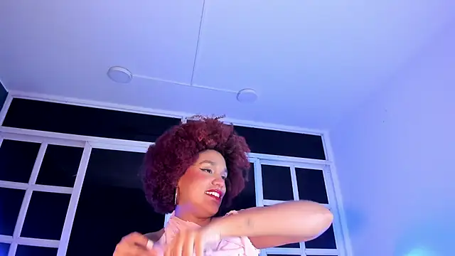 Snapshot of loladupont chatting on 15, 7, 2026 loladupont online show from 15, 7, 2026