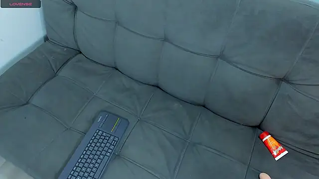 Snapshot of AbrilSonne chatting on 10, 1, 2025 AbrilSonne online show from 10, 1, 2025