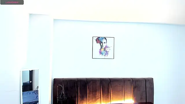 Snapshot of AbrilSonne chatting on 14, 3, 2025 AbrilSonne online show from 14, 3, 2025