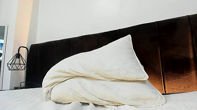 Snapshot of AbrilSonne chatting on 19, 3, 2025 AbrilSonne online show from 19, 3, 2025