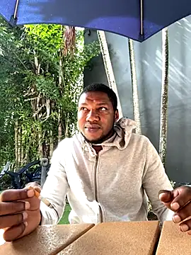 Snapshot of forfunsies chatting on 8, 10, 2025 forfunsies online show from 8, 10, 2025