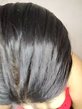 Riya Stream01 online show from 6, 3, 2025