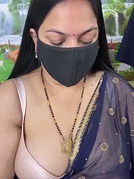 FlatVincy4 online show from 11, 11, 2025