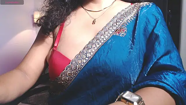 hot menka online show from 8, 6, 2026