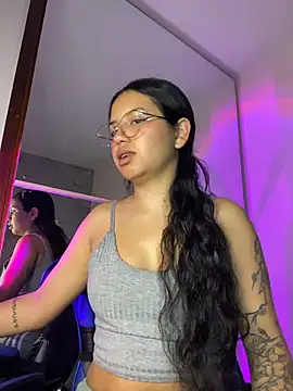 Snapshot of Rosita_forever_ chatting on 4, 5, 2026 Rosita forever online show from 4, 5, 2026