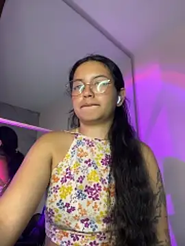 Snapshot of Rosita_forever_ chatting on 15, 5, 2026 Rosita forever online show from 15, 5, 2026