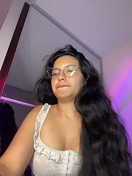 Snapshot of Rosita_forever_ chatting on 20, 5, 2026 Rosita forever online show from 20, 5, 2026