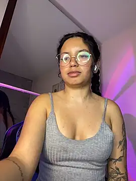 Snapshot of Rosita_forever_ chatting on 22, 5, 2026 Rosita forever online show from 22, 5, 2026