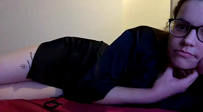 LolaGuess online show from 9, 2, 2025