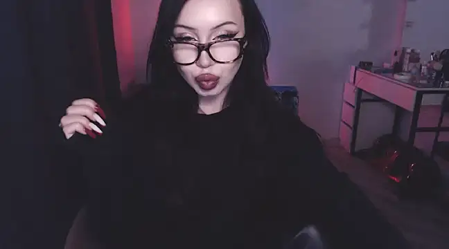 Snapshot of MoranaMissGod chatting on 3, 2, 2025 MoranaMissGod online show from 3, 2, 2025