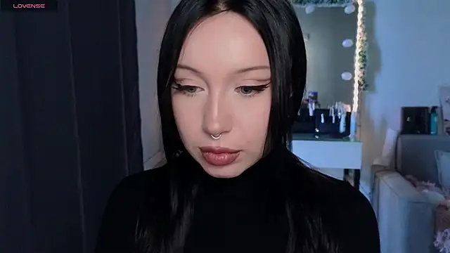 MoranaMissGod online show from 5, 4, 2026