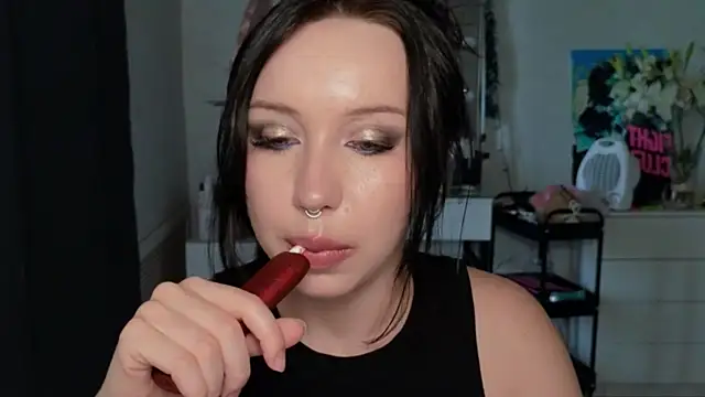 Snapshot of MoranaMissGod chatting on 24, 5, 2026 MoranaMissGod online show from 24, 5, 2026