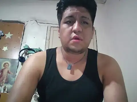 Snapshot of manolo666hot chatting on 8, 10, 2025 manolo666hot online show from 8, 10, 2025