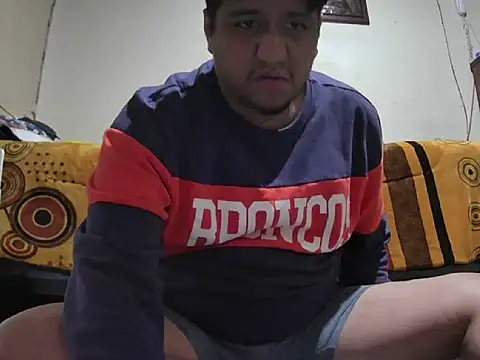 Snapshot of manolo666hot chatting on 4, 12, 2025 manolo666hot online show from 4, 12, 2025