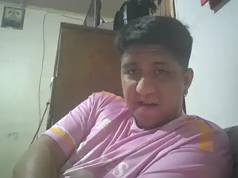 Snapshot of manolo666hot chatting on 6, 3, 2026 manolo666hot online show from 6, 3, 2026