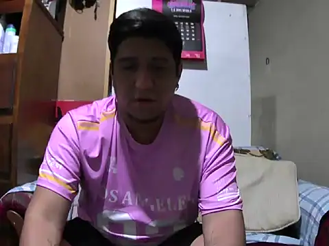 Snapshot of manolo666hot chatting on 10, 4, 2026 manolo666hot online show from 10, 4, 2026