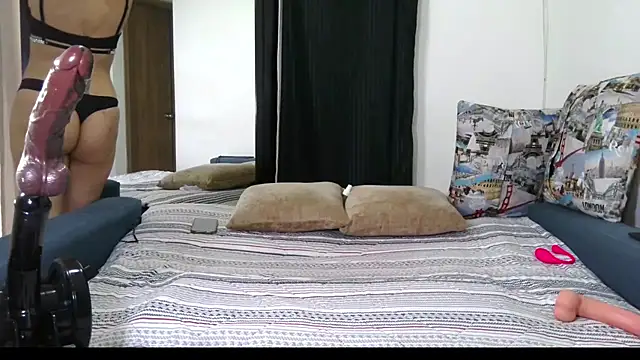 Carla-Bonny18 online show from 16, 11, 2025