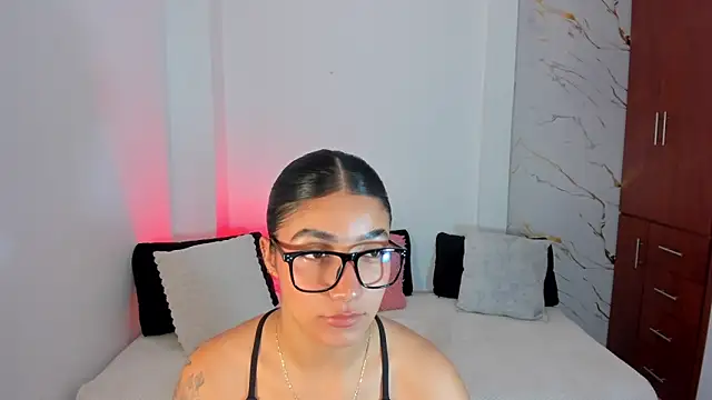 martina roldam online show from 22, 5, 2026
