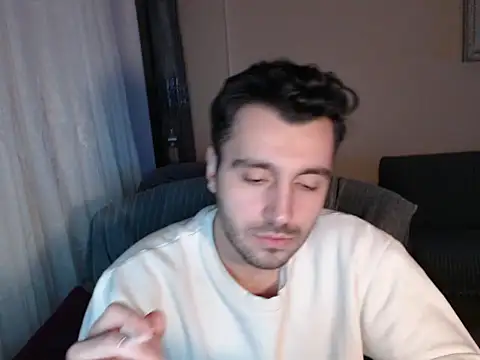 handsomeee04 online show from 26, 11, 2025