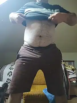 danitomii online show from 13, 6, 2026