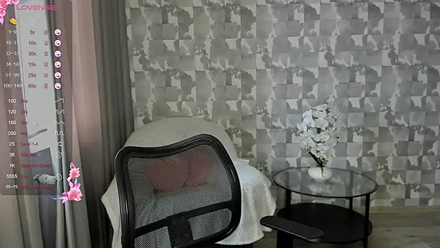 Snapshot of Lovely_Lure chatting on 14, 1, 2025 Lovely Lure online show from 14, 1, 2025