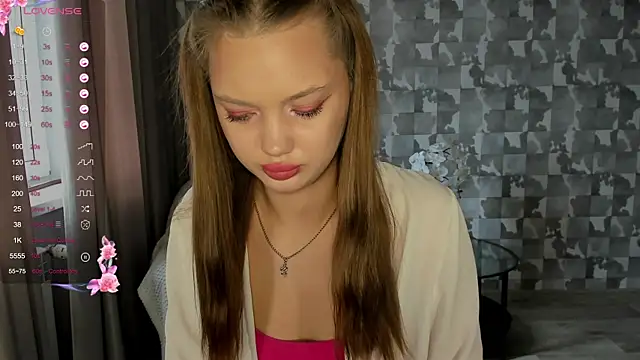 Snapshot of Lovely_Lure chatting on 31, 1, 2025 Lovely Lure online show from 31, 1, 2025