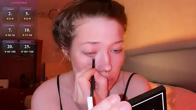 Snapshot of eva_varnerr chatting on 22, 6, 2026 eva varnerr online show from 22, 6, 2026