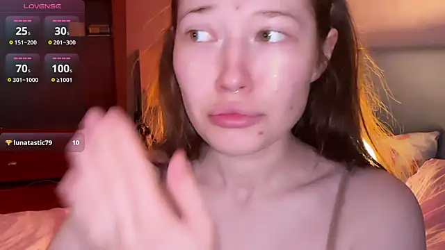 Snapshot of eva_varnerr chatting on 9, 7, 2026 eva varnerr online show from 9, 7, 2026