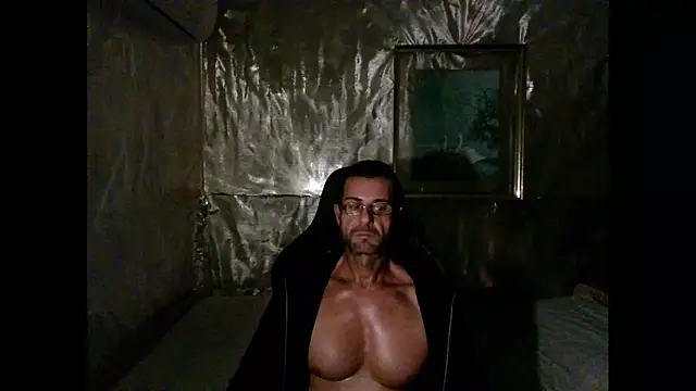 Snapshot of Marieettee chatting on 9, 1, 2025 Marieettee online show from 9, 1, 2025