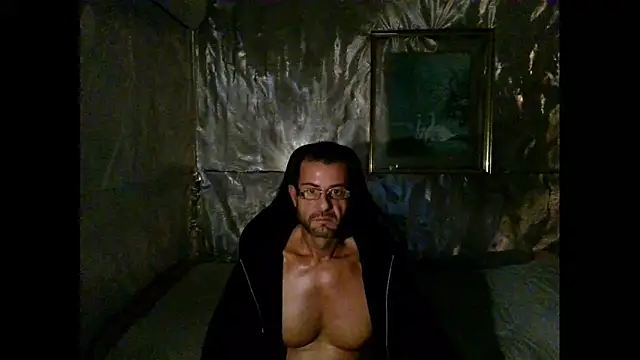 Snapshot of Marieettee chatting on 10, 1, 2025 Marieettee online show from 10, 1, 2025