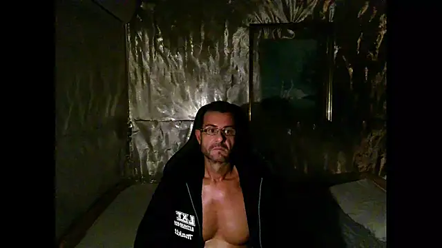 Snapshot of Marieettee chatting on 2, 2, 2025 Marieettee online show from 2, 2, 2025