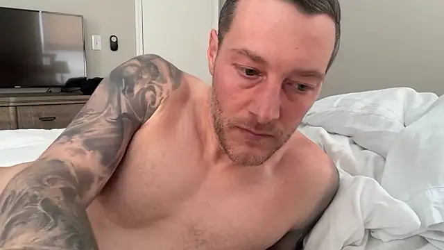 Snapshot of moon-boy chatting on 11, 2, 2025 moon-boy online show from 11, 2, 2025